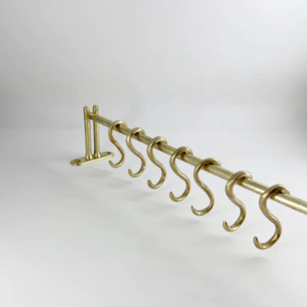 Forme No. 1 Hanging Rail - Image 3