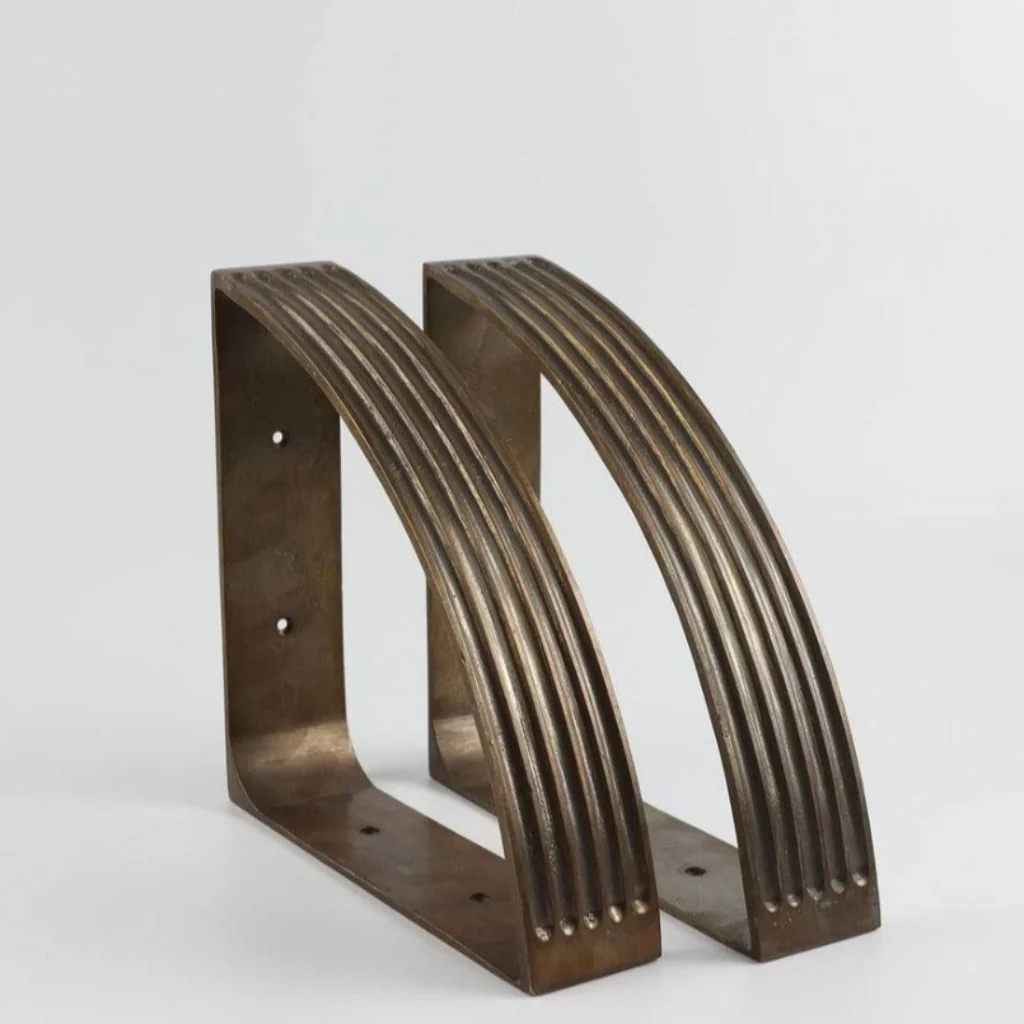 Forme No. 31 Shelf Bracket - Image 5