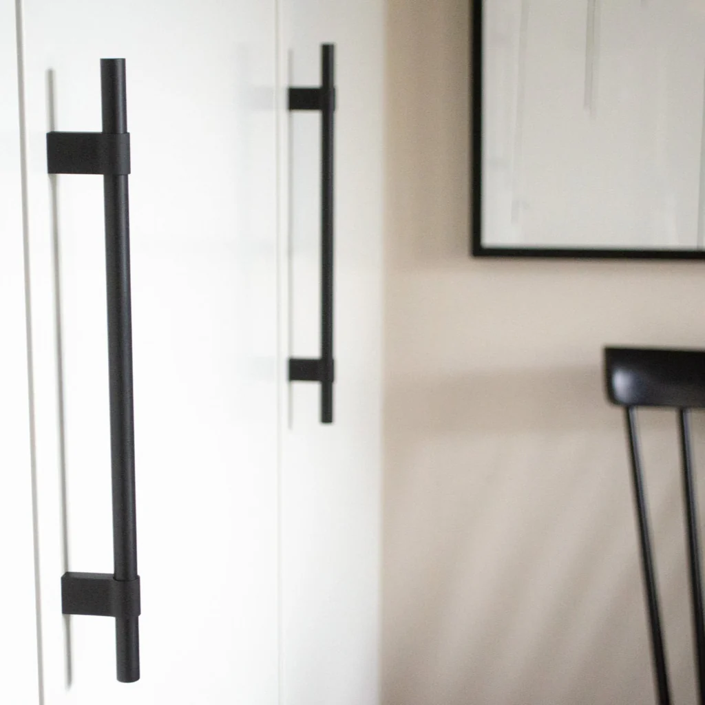 Line Big Handle - Image 17